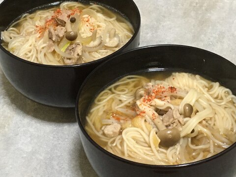 しめじともやしの煮麺♪